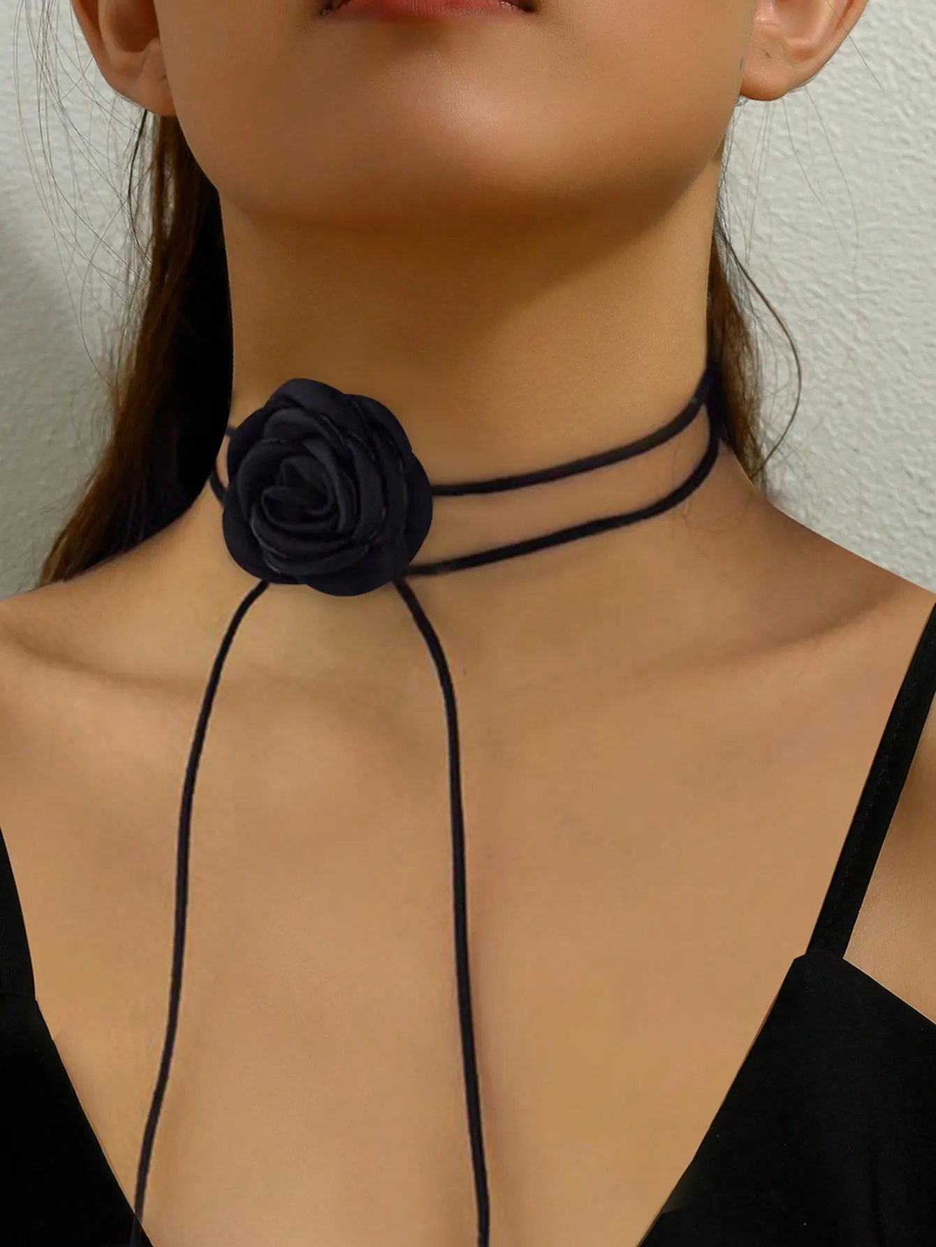 1pc Black Rose Flower Choker Necklace With Ribbon Statement Necklace Modern