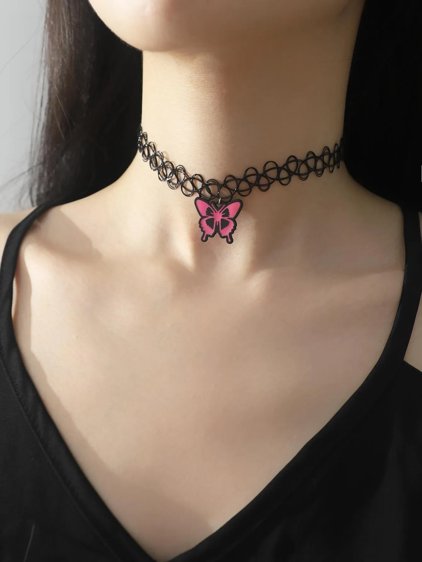 1pc Pink Butterfly Collar Statement Necklace Modern Necklace Creative Jewelry