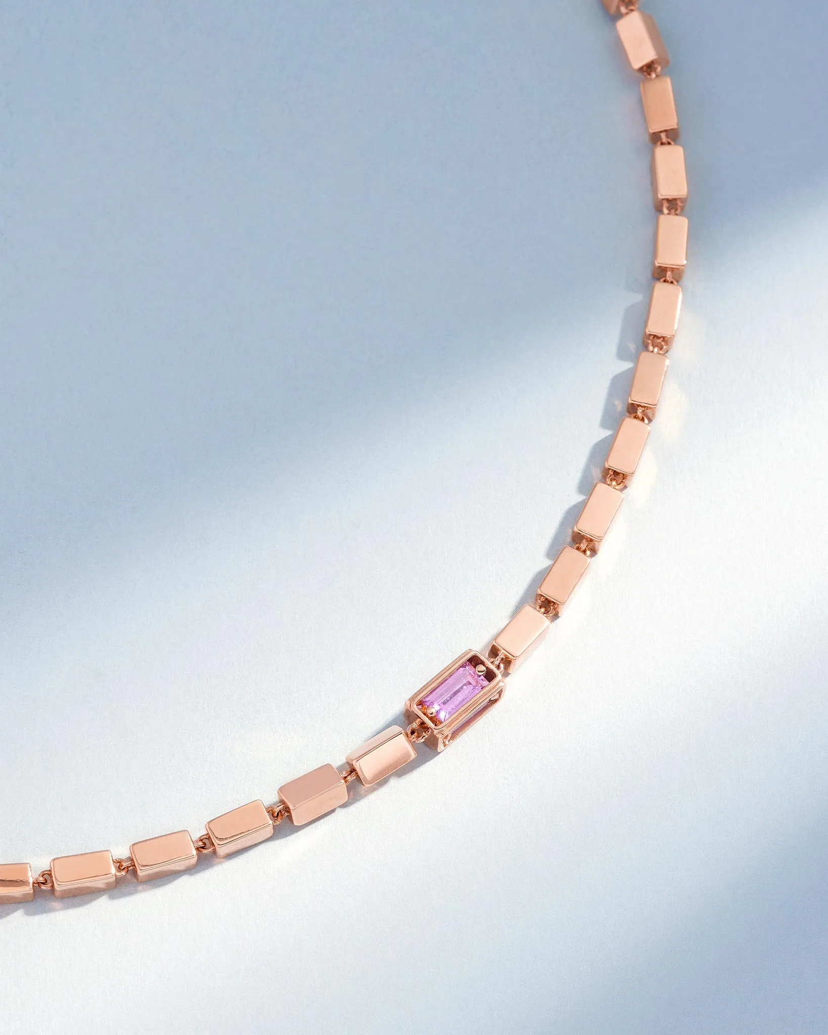 Block-Chain Single Pink Sapphire Thick Necklace