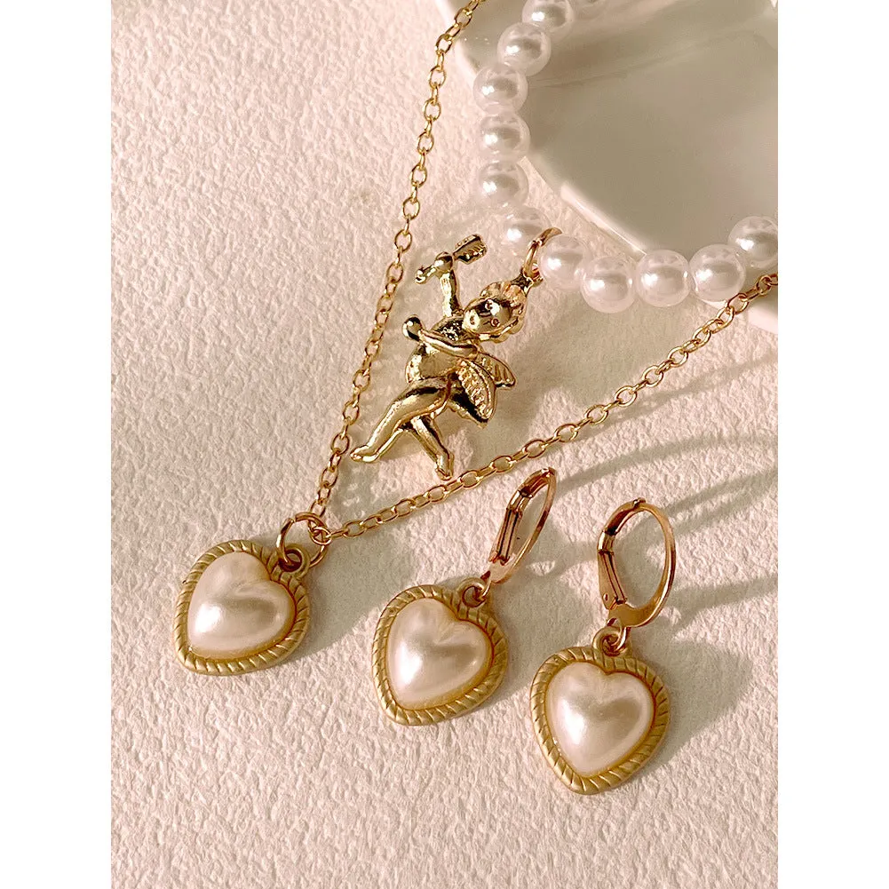 Classic Elegant Gold Pendant Pearl Necklace Earrings Set