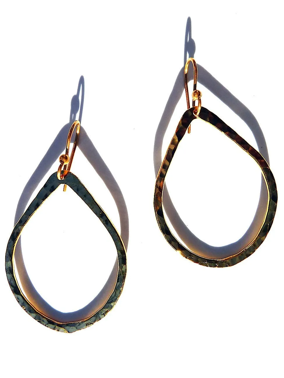 Earrings Teardrop In Gold Plated Hammered Brass