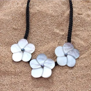 Elegant Plumeria Hawaiian Bib Necklace