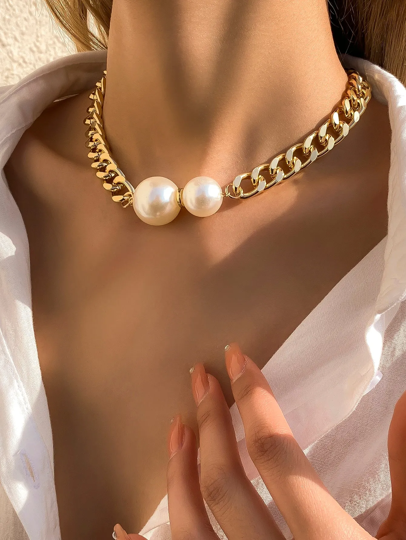 Faux Pearl Decor Chain Necklace Statement Necklace Modern Necklace